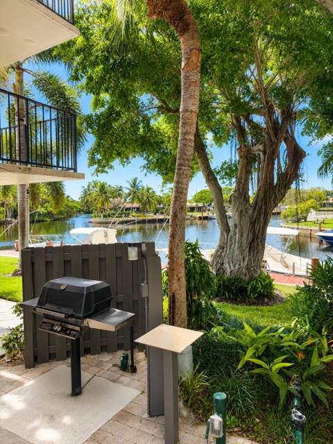 7 Royal Palm Way #505, Boca Raton FL - photo 18 of 21
