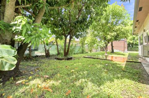 655 W Melrose Circle, Fort Lauderdale FL - photo 20 of 21