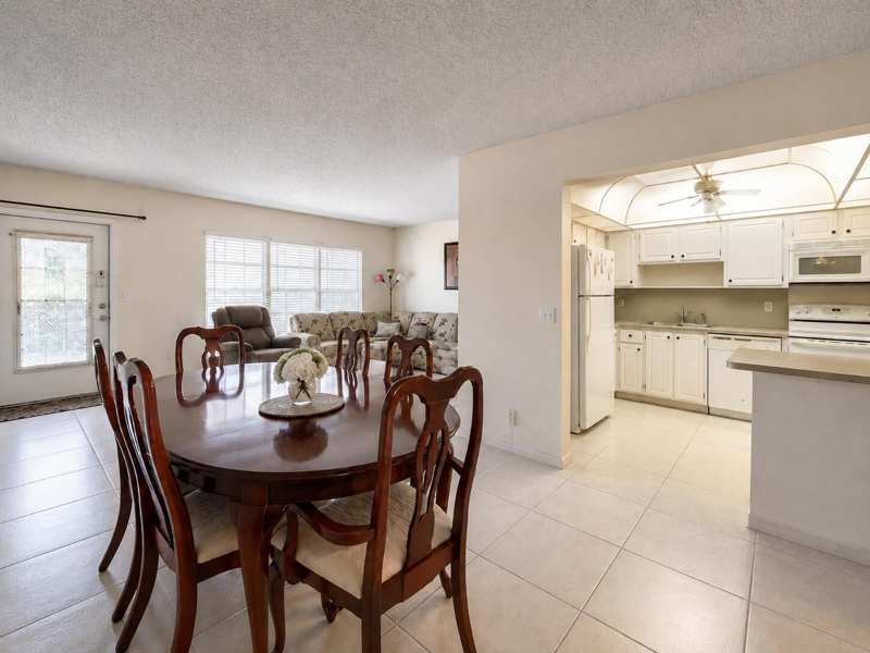 1 bedroom Condominium at 307 Greenbrier B, Century Village - Greenbrier Condo, West Palm Beach — photo 1