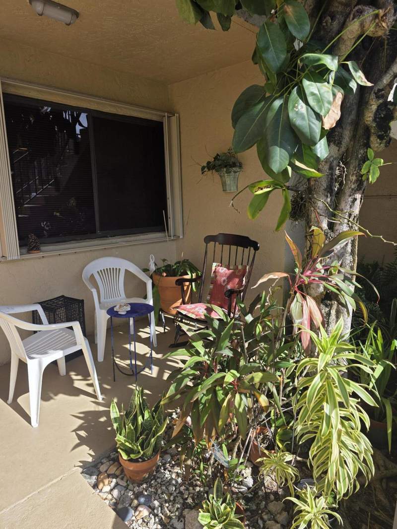 2 bedroom Condominium at 190 SE 7th Street #103, Windwood Isles Condo, Deerfield Beach — photo 5