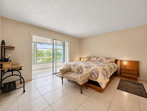 307 Greenbrier B, West Palm Beach FL - photo 6 of 16
