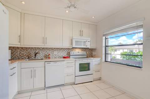 7911 Eastlake Drive #6H, Boca Raton FL - photo 20 of 39