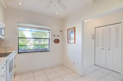7911 Eastlake Drive #6H, Boca Raton FL - photo 22 of 39