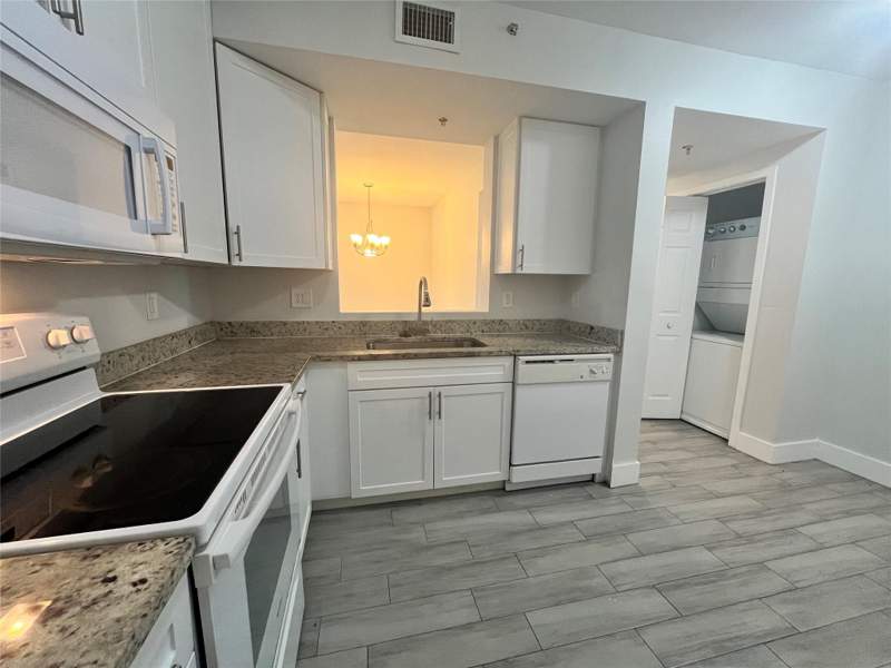3 bedroom Condominium at 1161 Golden Lakes Boulevard #1316, Belvedere Isles Condo No 1, West Palm Beach — photo 4