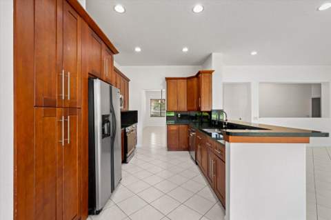 886 Sunflower Circle, Weston FL - photo 16 of 60