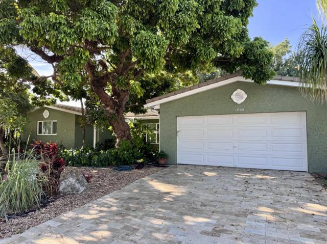 1200 Orange Isle