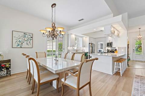 108 Euphrates Circle, Palm Beach Gardens FL - photo 9 of 36