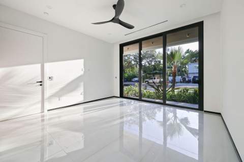 728 NE 17th Terrace, Fort Lauderdale FL - photo 14 of 43