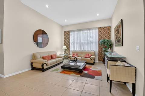 6561 Pisano Drive, Lake Worth FL - photo 11 of 94