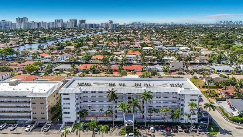 2 bedroom Condominium at 3050 NE 47th Court #507, Winston Condo, Fort Lauderdale — photo 3