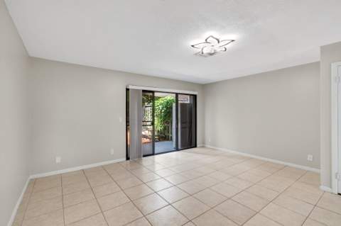 799 Hill Drive #C, West Palm Beach FL - photo 7 of 21