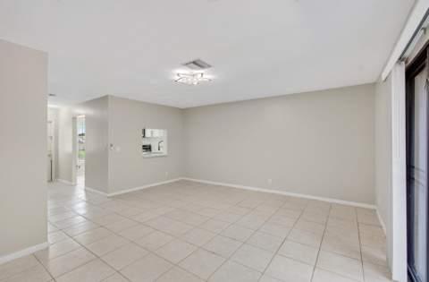 799 Hill Drive #C, West Palm Beach FL - photo 9 of 21