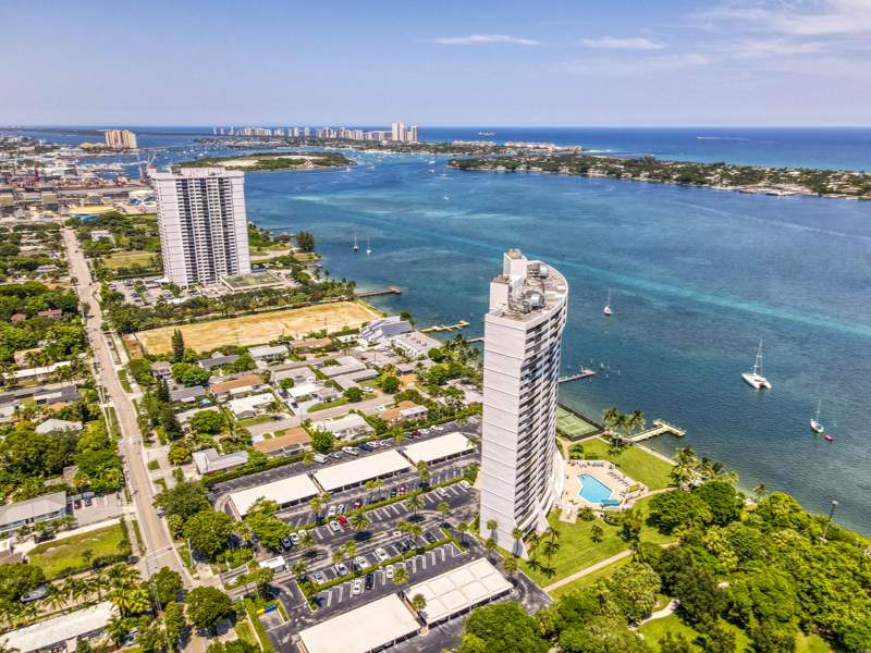2 bedroom Condominium at 5200 N Flagler Drive #1106, Placido Mar Condo, West Palm Beach — photo 3