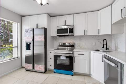 799 Hill Drive #C, West Palm Beach FL - photo 10 of 21