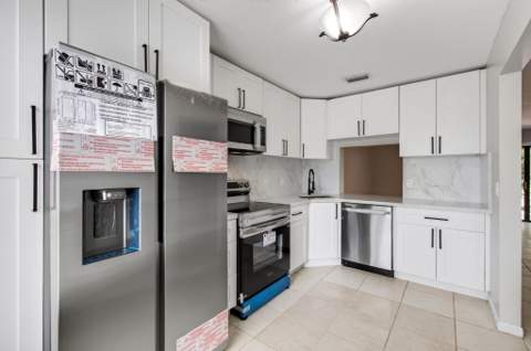 799 Hill Drive #C, West Palm Beach FL - photo 11 of 21
