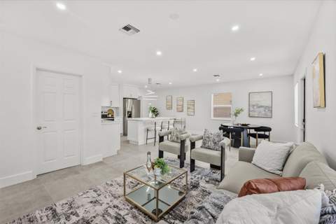 1311 Avenue H, Riviera Beach FL - photo 10 of 36