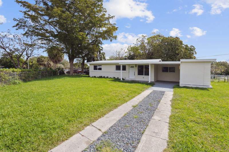 3 bedroom Single Family Residence at 1530 NW 18th Court, Lauderdale Manors Amen Resub, Fort Lauderdale — photo 2