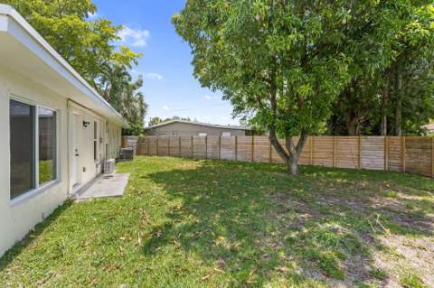 1530 NW 18th Court, Fort Lauderdale FL - photo 23 of 26