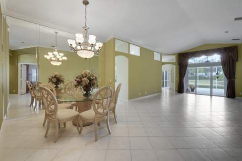 6806 Rienzo Street, Lake Worth FL - photo 9 of 71