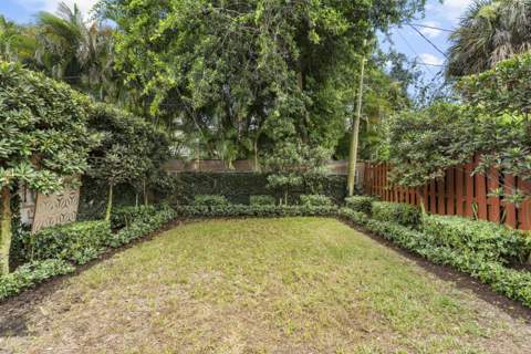 416 Westwood Road, West Palm Beach FL - photo 15 of 20