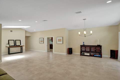 7301 NW 83rd Way, Tamarac FL - photo 8 of 65