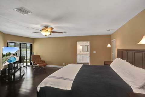 7301 NW 83rd Way, Tamarac FL - photo 11 of 65