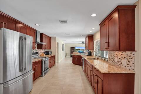 7301 NW 83rd Way, Tamarac FL - photo 18 of 65