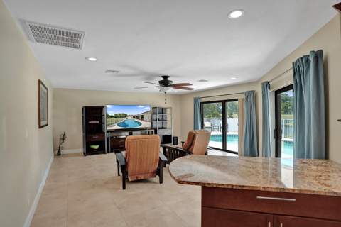 7301 NW 83rd Way, Tamarac FL - photo 21 of 65