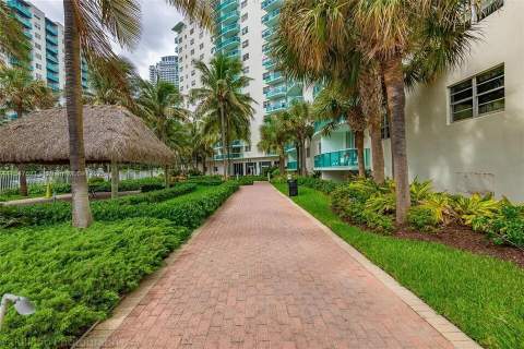 3901 S Ocean Drive #2H, Hollywood FL - photo 21 of 24