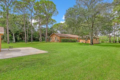 17212 130th Avenue, Jupiter FL - photo 8 of 34