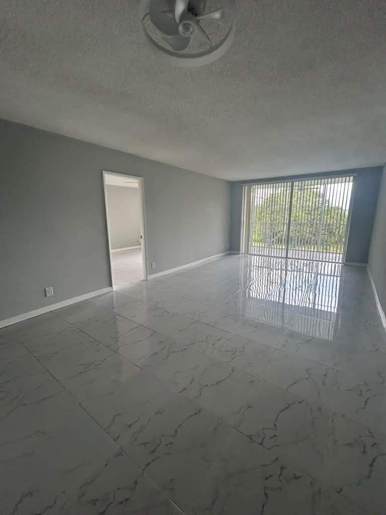 1 bedroom Condominium at 2661 S Course Drive #306, No 21 Palm-Aire Country Club, Pompano Beach — photo 4