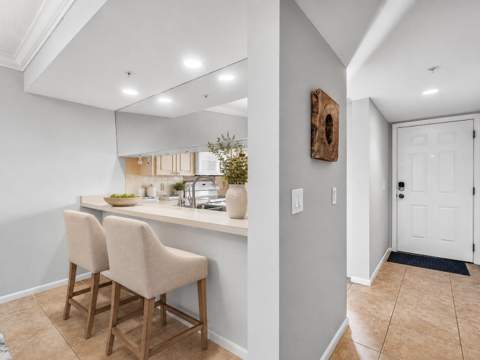 901 Seafarer Circle #403, Jupiter FL - photo 6 of 29