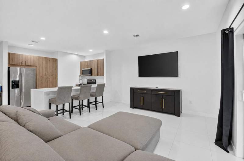 3 bedroom Townhouse at 1030 Crystal Way #103, Bahia Delray Townhomes Condo, Delray Beach — photo 5