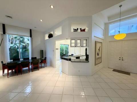 16131 Villa Vizcaya Place, Delray Beach FL - photo 6 of 66
