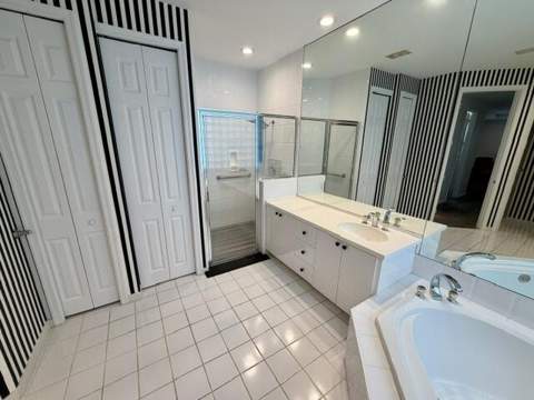 16131 Villa Vizcaya Place, Delray Beach FL - photo 16 of 66