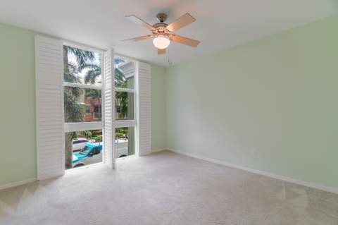 804 E Windward Way #211, Lantana FL - photo 24 of 46