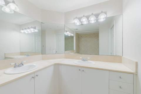 804 E Windward Way #211, Lantana FL - photo 20 of 46