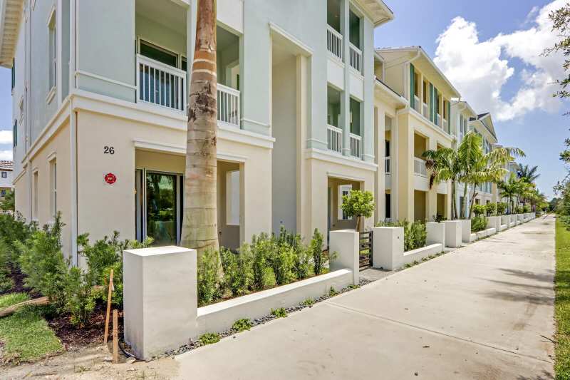 4 bedroom Townhouse at 12556 Gross Pointe Drive, Alton Neighborhood 4, Palm Beach Gardens — photo 1
