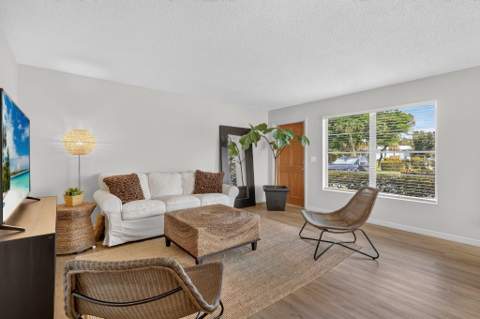 2929 SE OCEAN Boulevard #108-5, Stuart FL - photo 15 of 34