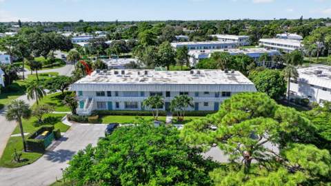 2929 SE OCEAN Boulevard #108-5, Stuart FL - photo 17 of 34
