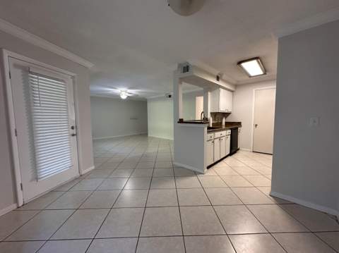 815 W Boynton Beach Boulevard #16-104, Boynton Beach FL - photo 15 of 20