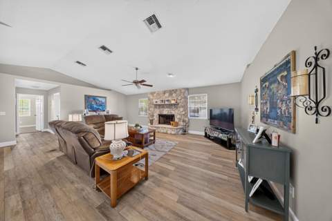 3601 Cottonwood Drive, Fort Pierce FL - photo 15 of 50