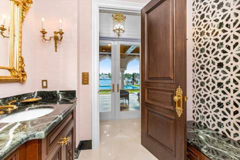 745 Middle River Drive, Fort Lauderdale FL - photo 15 of 34