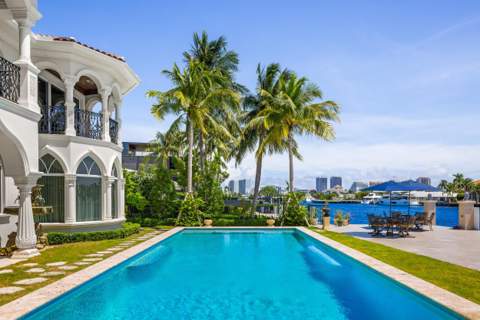 745 Middle River Drive, Fort Lauderdale FL - photo 16 of 34