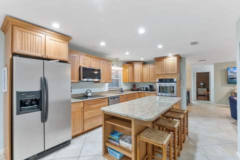 1577 Thumb Point Drive, Fort Pierce FL - photo 15 of 45