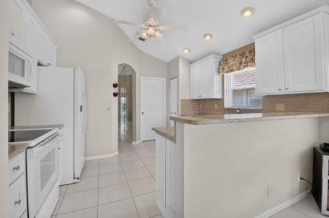 12235 Eagles Landings Way, Boynton Beach FL - photo 14 of 56