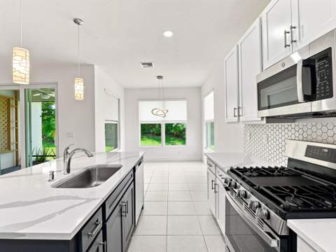 12756 SW Clear Water Way, Port St. Lucie FL - photo 12 of 60