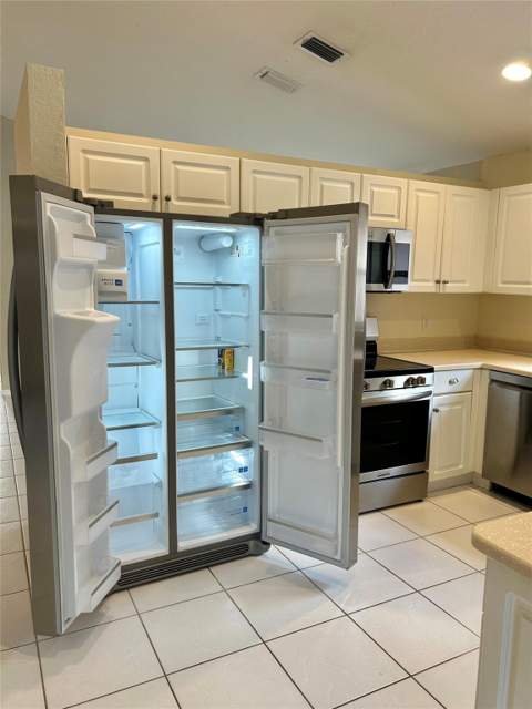 3694 Miramontes Circle, Wellington FL - photo 12 of 44