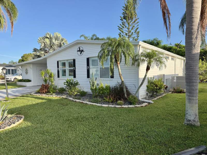 2 bedroom Single Family Residence at 3788 Shadberry Court, Savanna Club Plat III, Port St. Lucie — photo 2