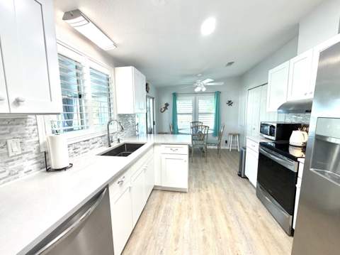 3788 Shadberry Court, Port St. Lucie FL - photo 8 of 33